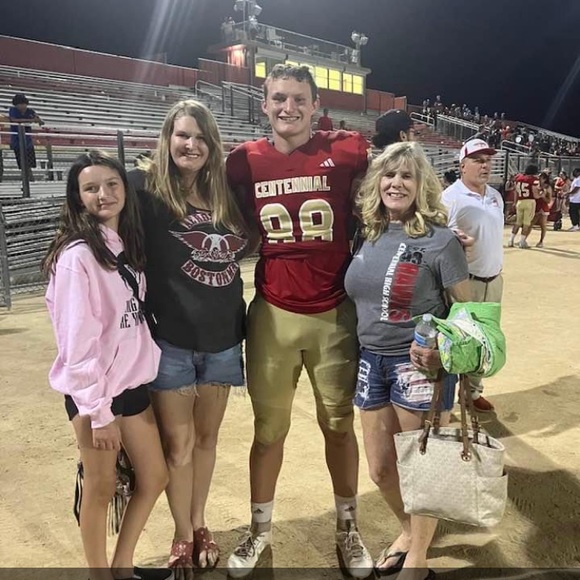 Meet your Posher, Aerin Michelle & Stacy - Picture 13 of 13